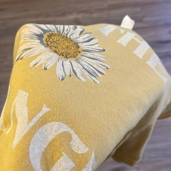 Sunflower Yellow Gold "Be The Change" Short-sleeve Casual Graphic T-shirt - Picture 7 of 7
